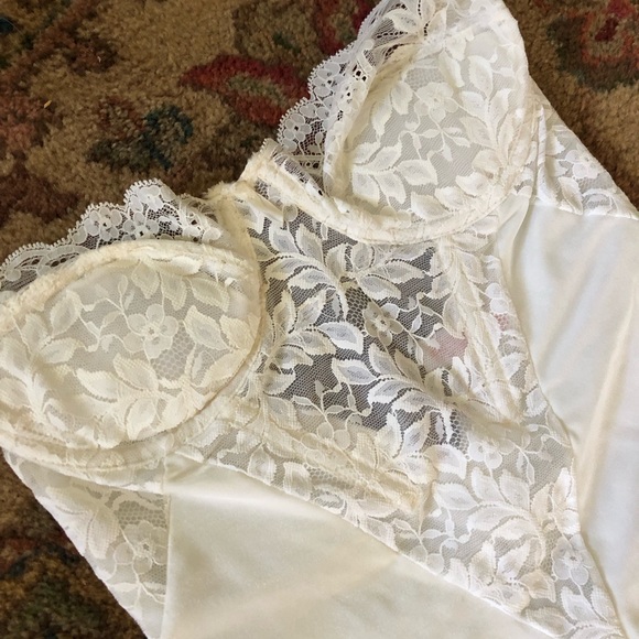 Vintage Fleur De Lace by Smoothie White Lace Lingerie Bodysuit - Picture 2 of 6